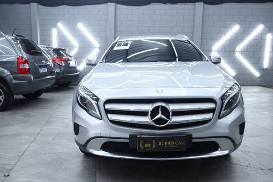 MERCEDES-BENZ GLA 200 1.6 CGI ADVANCE 16V TURBO FLEX 4P AUTOMÁTICO